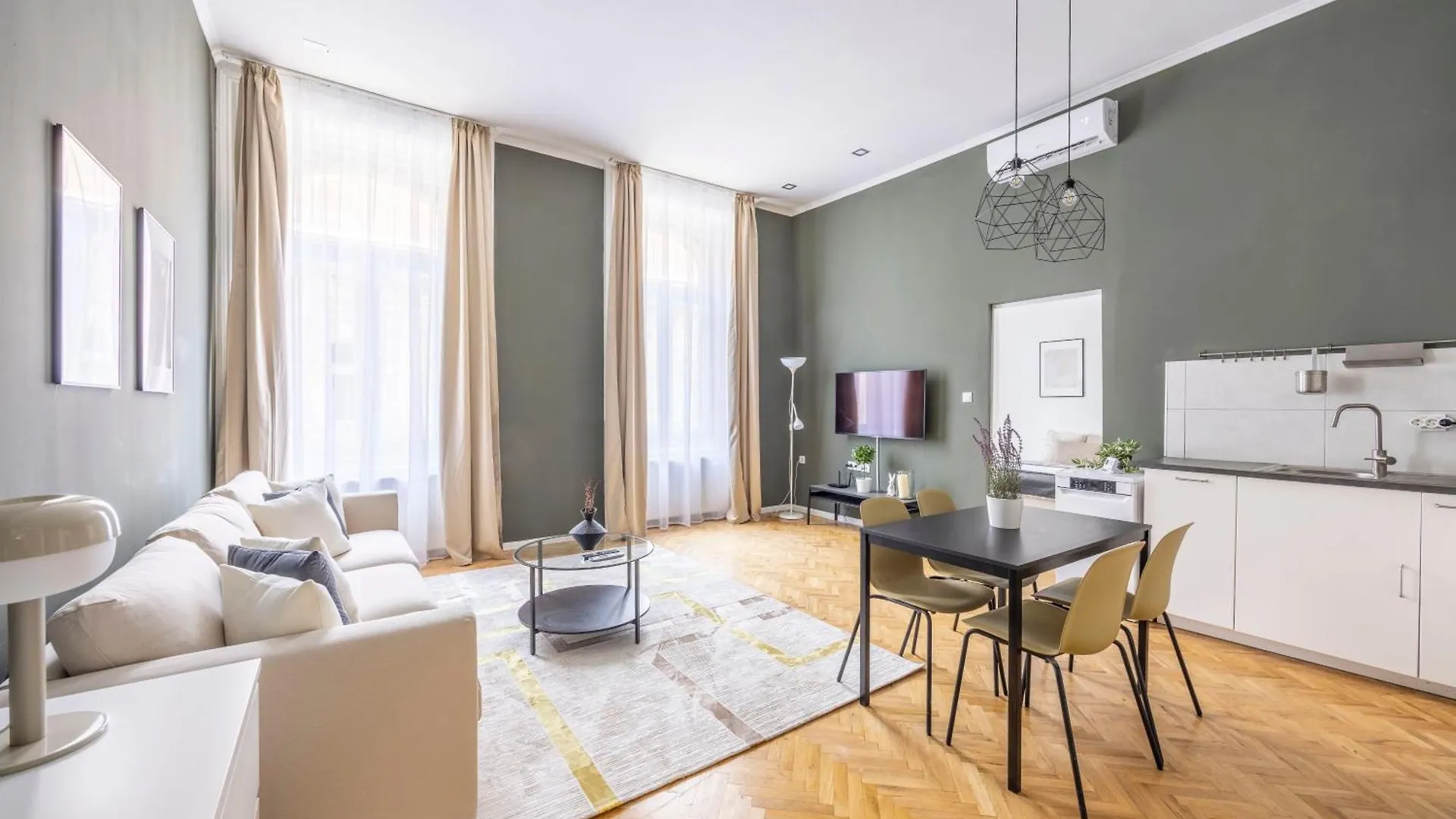 Charming & Cozy Central Elizabeth Apartment بودابست
